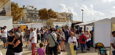 El port de Cala Rajada s’omple de gent i de llampuga cuinada