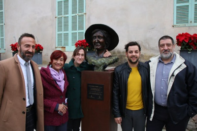 El Consell de Mallorca i l’ajuntament de Capdepera inauguren el bust de Dorothea Bate
