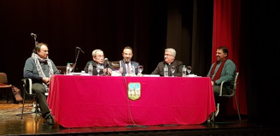 Pere Orpí presenta ‘Versos per cantar’ al teatre de Capdepera