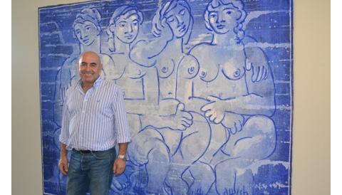 Joan Bennàssar enllaça les escultures del passeig amb una exposició pictòrica al Centre Cap Vermell