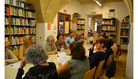 El Club de lectura de les Biblioteques de Capdepera posa punt amb l’escriptor Guillem Frontera com a convidat