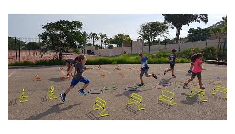 Els nins i nines de Capdepera gaudeixen de l'esport a la diada multiesportiva